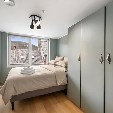 아파트 Modern 4br - 2 Baths Balconies & Parking